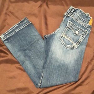 Maurice size 7/8. Cute and sassy!